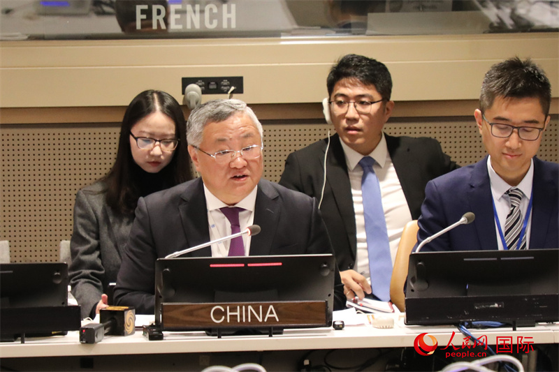 中国常驻联合国代表傅聪大使主持会议并发表致辞。人民网记者 李志伟摄