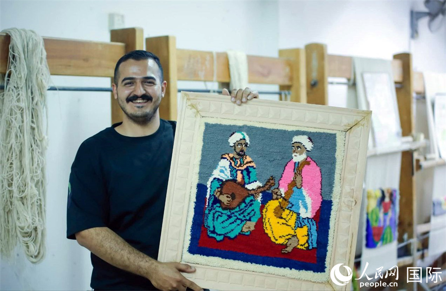 编织作品展示。人民网 伊纳斯·易卜拉欣摄