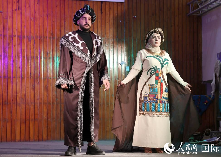 古代时装秀。人民网 伊纳斯·易卜拉欣摄