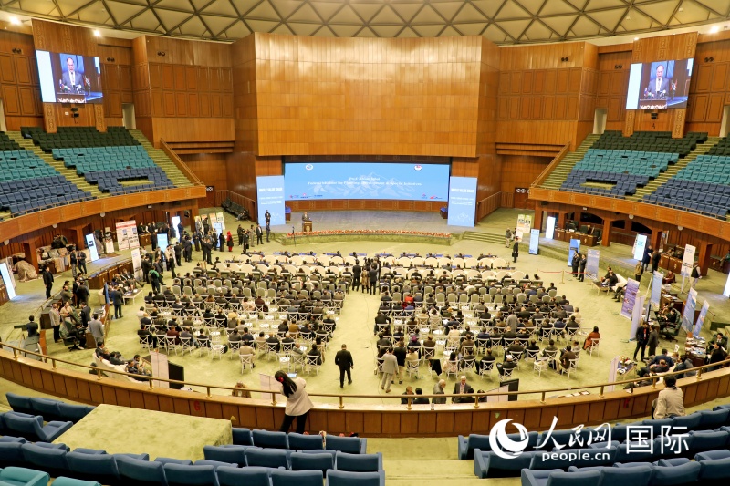 本次论坛在伊斯兰堡真纳会议中心举行。人民网记者赵益普摄
