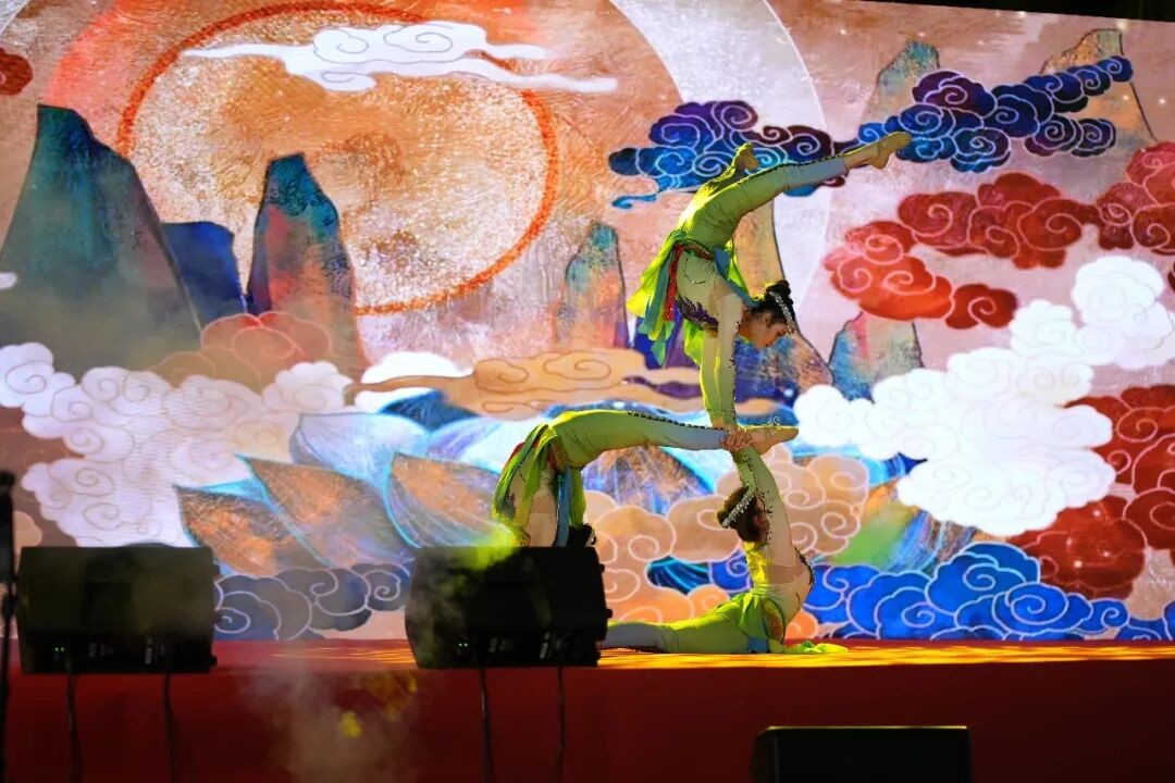 中国艺术家带来精彩的文艺演出,中国驻阿曼使馆供图