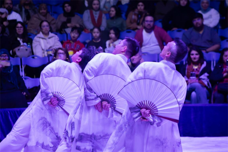 科威特观众欣赏中国艺术家演出，科威特中国文化中心供图