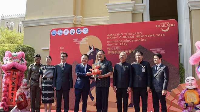 “欢乐春节”走进泰国总理府