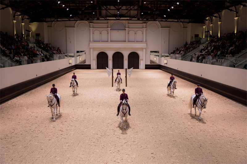 阿布扎比皇家马术艺术学院的经典招牌演出“马术：回归本源”。主办方供图