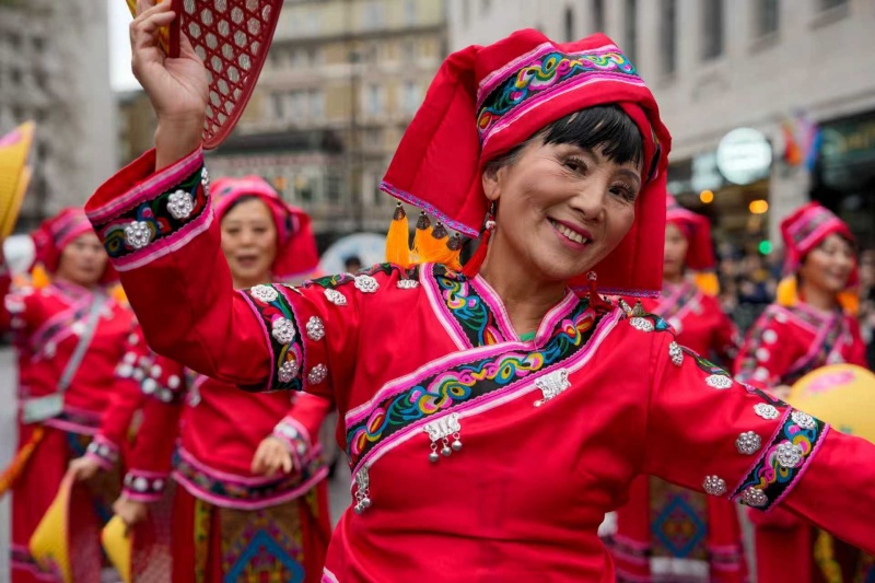 伦敦新春庆典游行现场。张昊摄