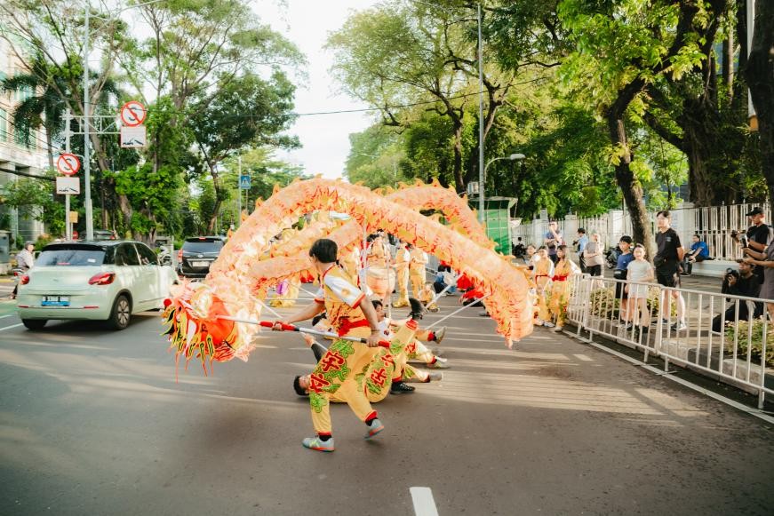 2月28日下午，雅加达市中心主要街道举行春节庆典巡游。主办方供图