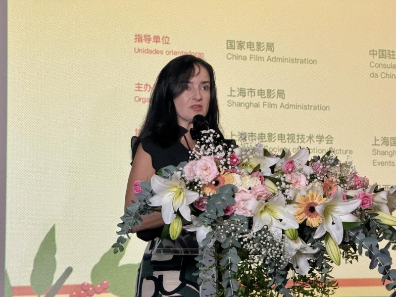 圣保罗市文化局代表保拉在2026巴西“中国·上海电影周”开幕式上致辞。戴萌摄