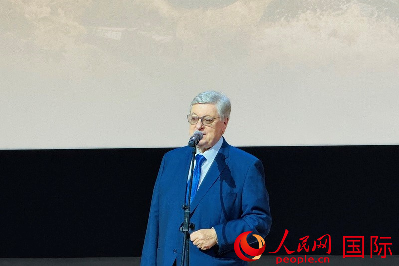 莫斯科国际关系学院校长阿纳托利·瓦西里耶维奇·托尔库诺夫致欢迎辞。实习生 马明溪摄