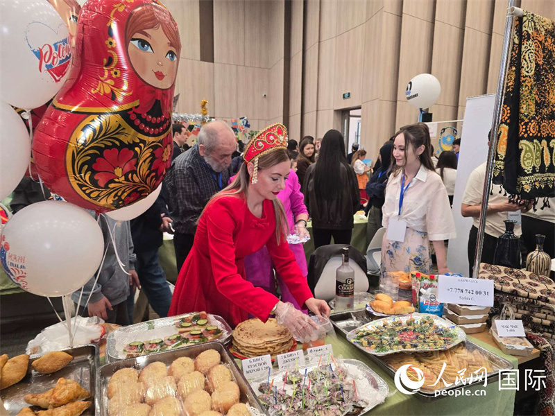 俄罗斯传统食品。人民网记者 李强摄