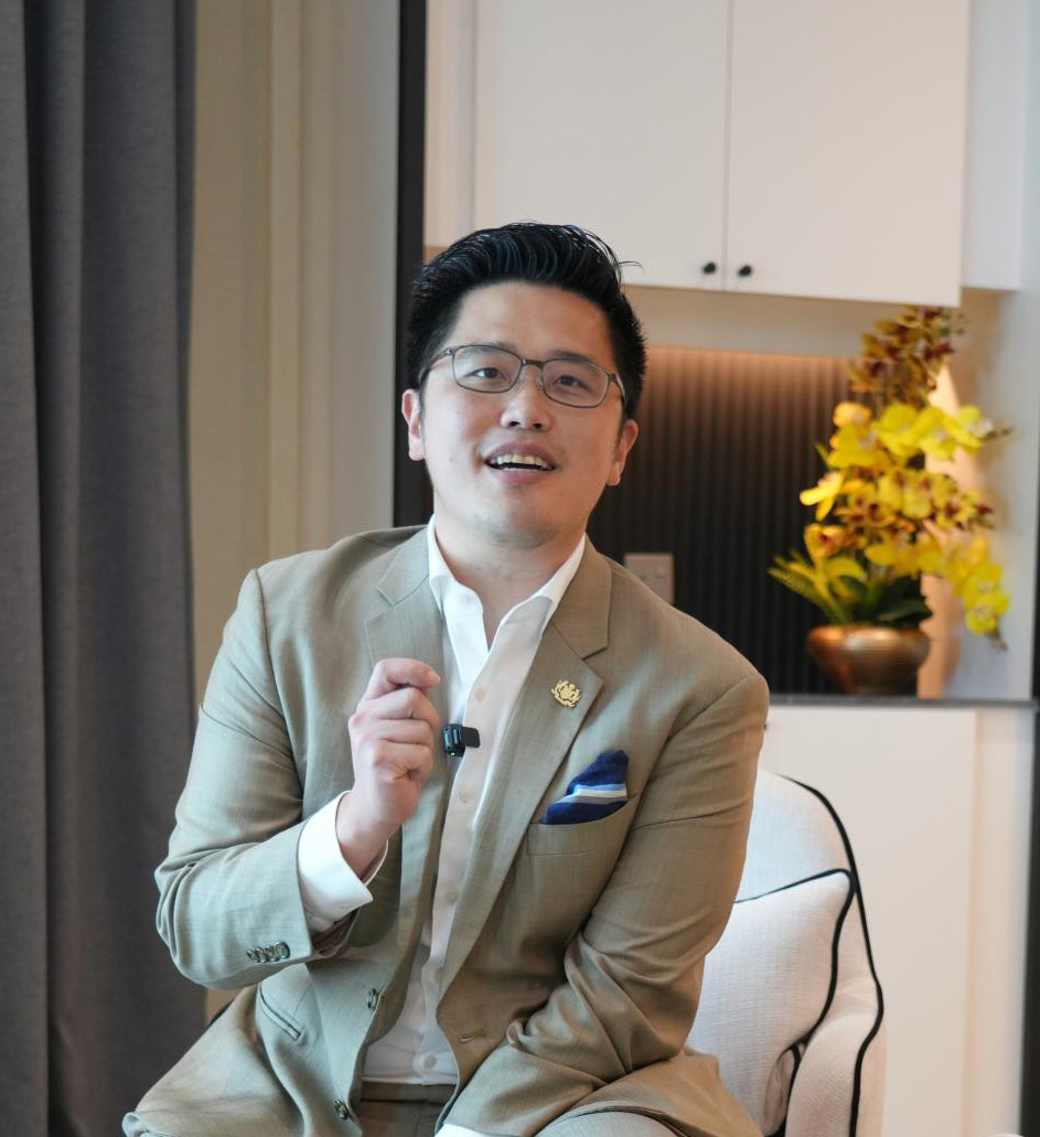 马来西亚马中国家技术职业教育特使李存孝接受人民网记者专访。人民网记者 简承渊摄