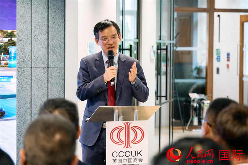 英国中国商会会长、中国银行伦敦分行行长方文建发表致辞。杨浩鹏摄