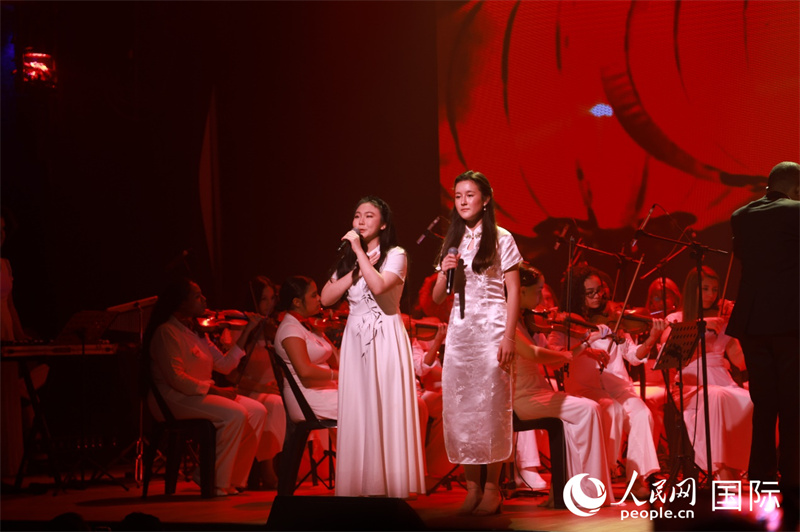 图为演出现场。人民网记者 陈海琪摄