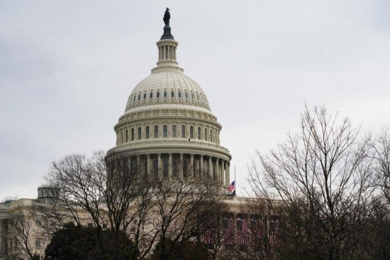 这是1月18日在美国华盛顿拍摄的国会大厦。新华社记者吴晓凌摄
