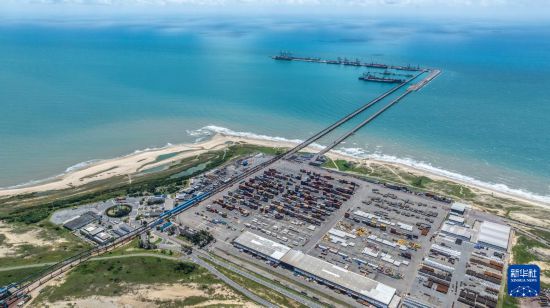 这是5月8日在巴西塞阿拉州拍摄的佩森港（无人机照片）。新华社记者 王天聪 摄