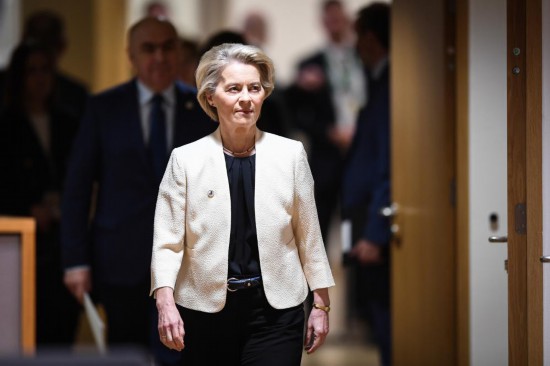 　　3月6日，在比利时布鲁塞尔，欧盟委员会主席冯德莱恩在欧盟特别峰会上。新华社记者 彭子洋 摄