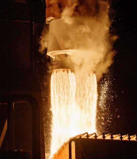 2021年10月16日,美国航天局“露西”号太空探测器搭乘美国联合发射联盟公司“宇宙神5”型火箭从美国佛罗里达州卡纳维拉尔角空军基地发射升空。新华社发(美国航天局供图)