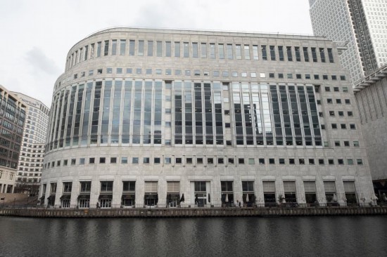 这是2021年3月16日在英国伦敦拍摄的英国药品与保健品管理局所在建筑。新华社发(雷伊·唐摄)