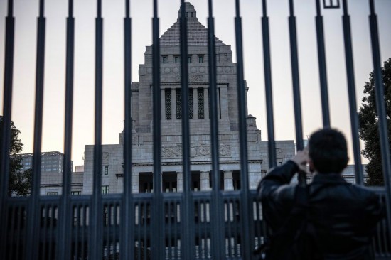这是1月17日在日本东京拍摄的国会外景。新华社记者 贾浩成 摄