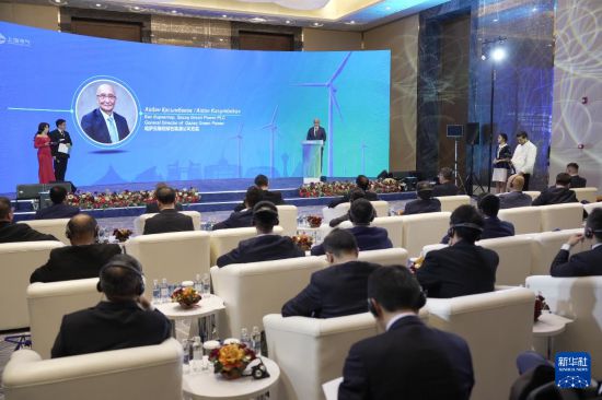 4月9日，由中企承建的哈萨克斯坦“米尔内”1吉瓦风电项目建设启动仪式在阿斯塔纳举行。新华社发（奥斯帕诺夫摄）