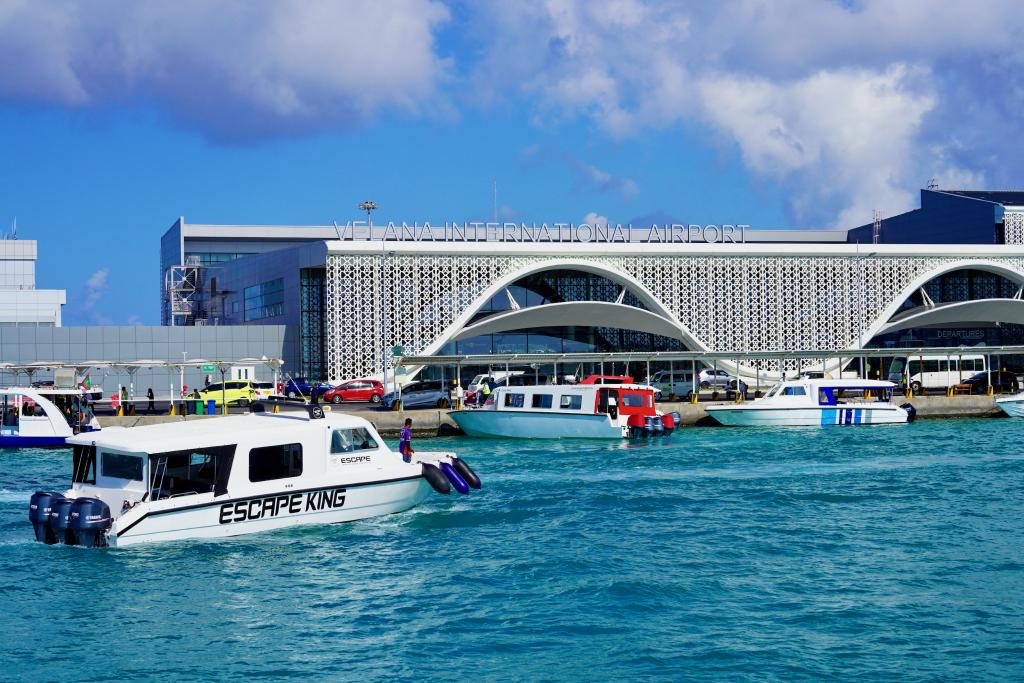 这是10月4日拍摄的马尔代夫维拉纳国际机场新航站楼外景。新华社记者伍岳摄