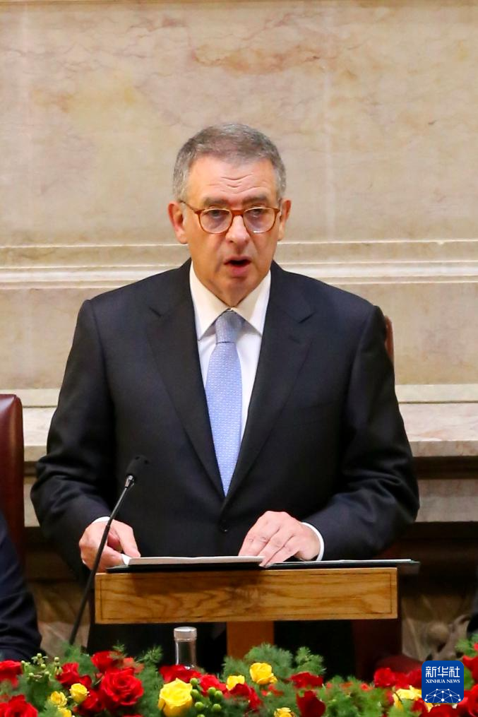 3月9日，在葡萄牙里斯本，葡萄牙新总统安东尼奥·若泽·塞古罗发表就职演说。新华社记者 荀伟 摄